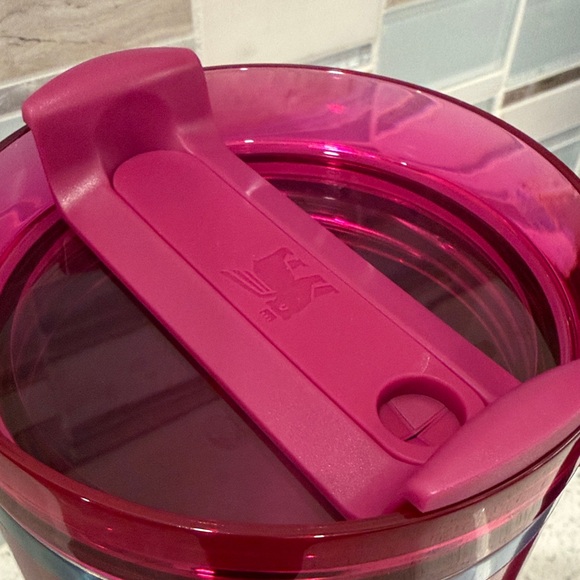 40 Oz Stanley Berry Pink Tumbler with Handle - Picture 4 of 7
